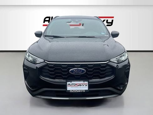 Used 2025 Ford Escape ST-Line FWD image 2