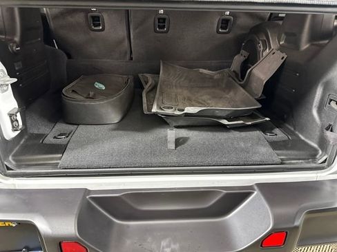 Used 2023 Jeep Wrangler Unlimited w/ Cold Weather Group image 26