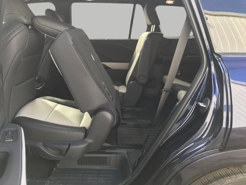 Used 2026 Lexus TX 500h AWD w/ Technology Package image 30