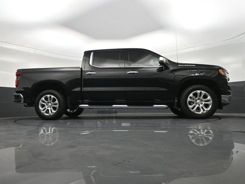 Used 2024 Chevrolet Silverado 1500 LTZ RWD image 23