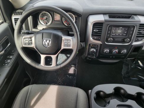 Used 2024 RAM 1500 Classic SLT AWD/4WD image 27