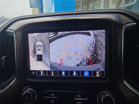Used 2020 Chevrolet Silverado 1500 High Country w/ Technology Package AWD/4WD image 22