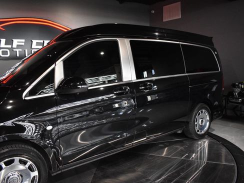 Used 2021 Mercedes-Benz Metris Passenger image 20