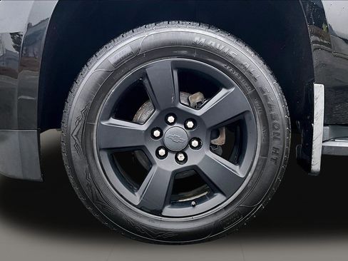 Used 2018 Chevrolet Tahoe LS image 35