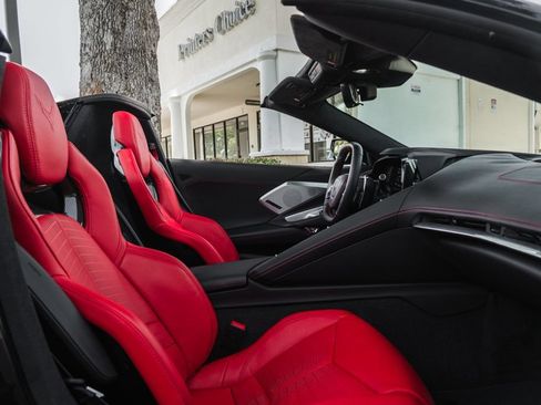 Used 2022 Chevrolet Corvette Stingray Premium Conv w/ Z51 Performance Package RWD image 20