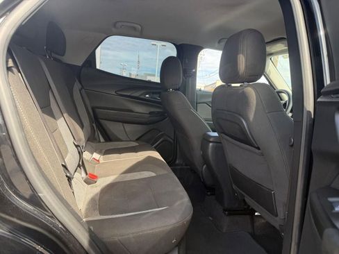 Used 2023 Chevrolet TrailBlazer LS FWD image 10