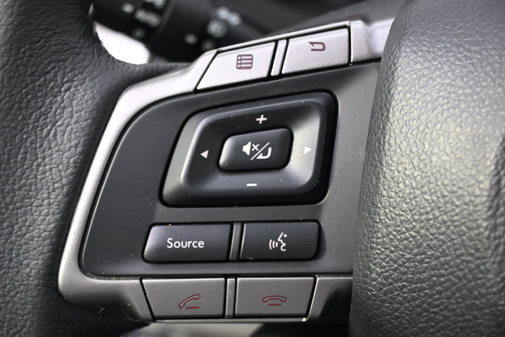 Used 2016 Subaru Forester 2.5i Touring w/ Eyesight & Navigation System AWD/4WD image 35