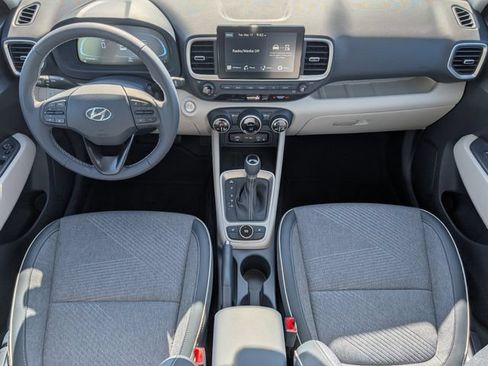 New 2026 Hyundai Venue SEL FWD image 24
