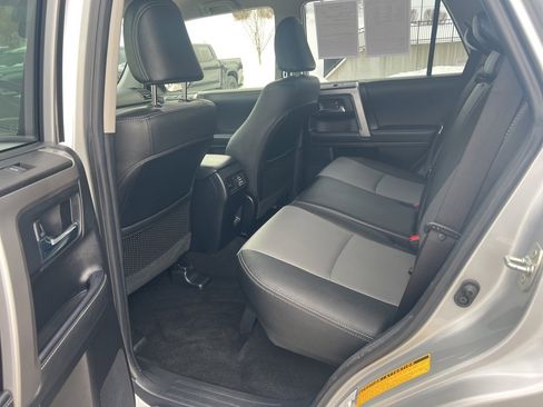 Used 2024 Toyota 4Runner SR5 Premium image 7