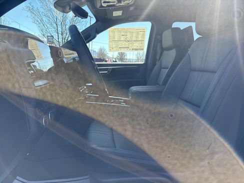 New 2026 Chevrolet Tahoe High Country AWD/4WD image 12