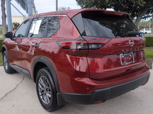 Used 2026 Nissan Rogue S image 8