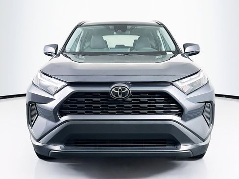 Used 2025 Toyota RAV4 XLE FWD image 2