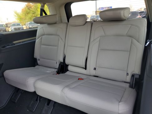 New 2026 Lincoln Navigator L Reserve AWD/4WD image 31
