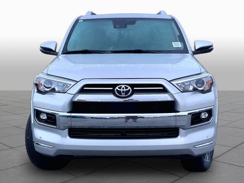 Used 2024 Toyota 4Runner Limited AWD/4WD image 4