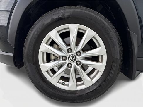 Used 2024 Toyota Corolla Cross LE AWD/4WD image 48