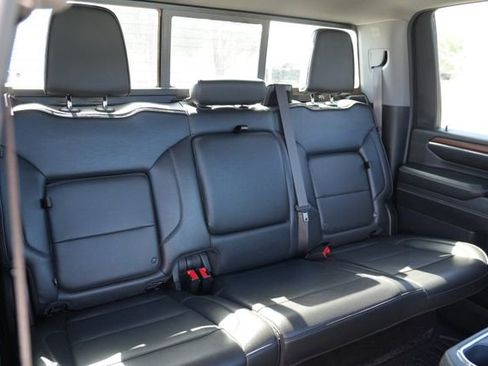 Used 2024 GMC Sierra 2500 Denali AWD/4WD image 22