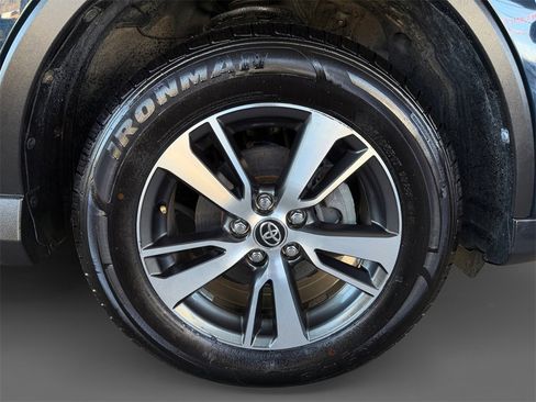 Used 2018 Toyota RAV4 XLE image 11