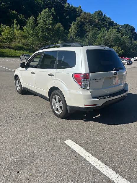 Used 2011 Subaru Forester 2.5X AWD/4WD image 4