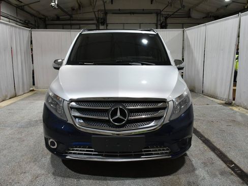 Used 2016 Mercedes-Benz Metris Passenger image 26