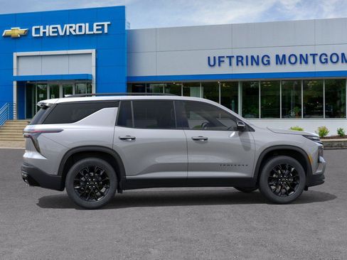 New 2026 Chevrolet Traverse LT w/ Midnight/Sport Edition FWD image 5