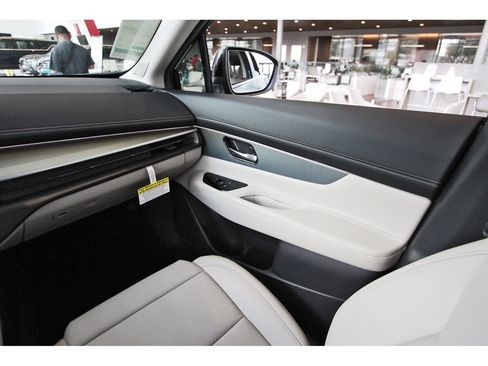 New 2026 Nissan Murano SL w/ Comfort Package AWD/4WD image 8