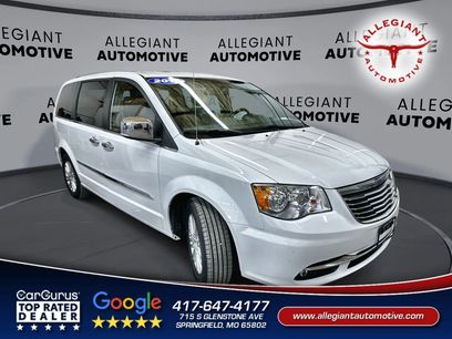 Used 2014 Chrysler Town & Country Limited w/ Luxury Group