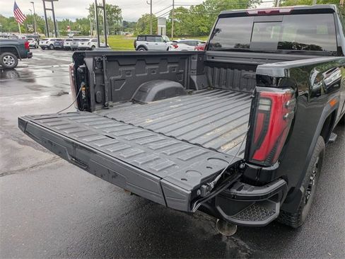 Used 2024 GMC Sierra 2500 AT4 w/ AT4 Preferred Package image 34
