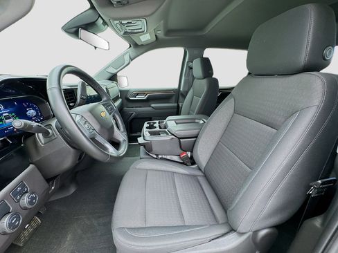 Used 2025 Chevrolet Silverado 1500 LT image 13