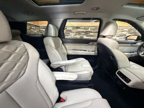 Used 2021 Hyundai Palisade Limited w/ Cargo Package AWD/4WD image 37