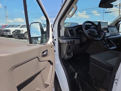 Used 2023 Ford Transit 350 XLT RWD image 7
