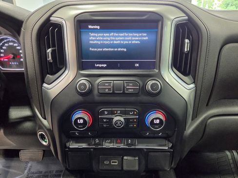Used 2022 Chevrolet Silverado 1500 LT Trail Boss w/ Bed Protection Package AWD/4WD image 38