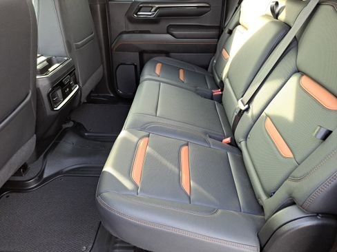 Certified 2023 GMC Sierra 1500 AT4 w/ Technology Package image 11