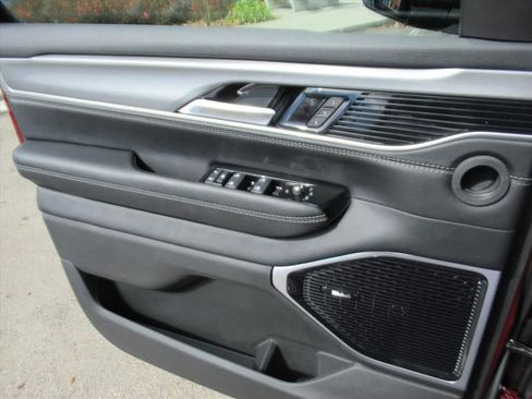 New 2026 Jeep Grand Wagoneer Limited image 29