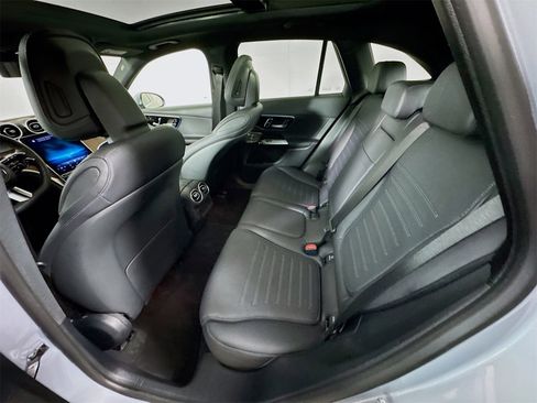 Used 2023 Mercedes-Benz GLC 300 4MATIC image 21