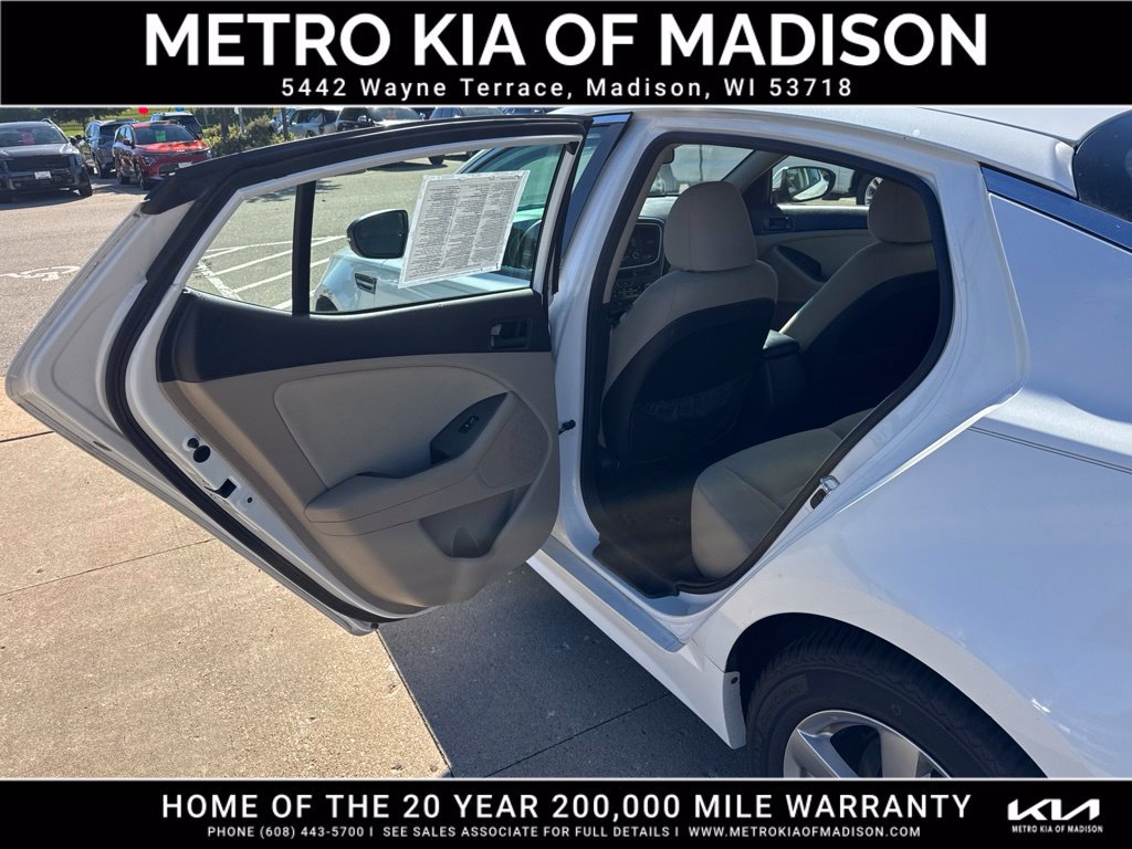 Used 2015 Kia Optima LX FWD image 26