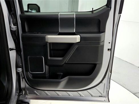 Used 2020 Ford F150 Lariat image 19