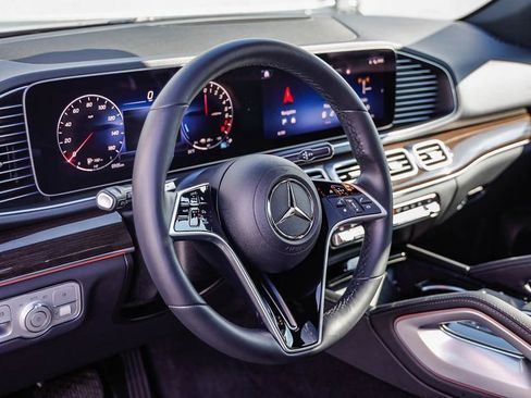 Used 2025 Mercedes-Benz GLE 450e GLE 450e image 21