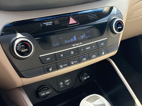 Used 2019 Hyundai Tucson SEL w/ Cargo Package AWD/4WD image 32
