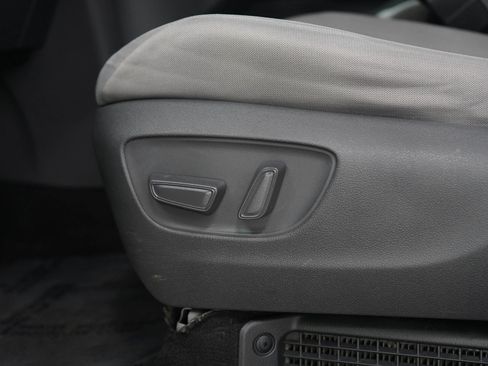 Used 2021 Toyota Sienna LE AWD/4WD image 27