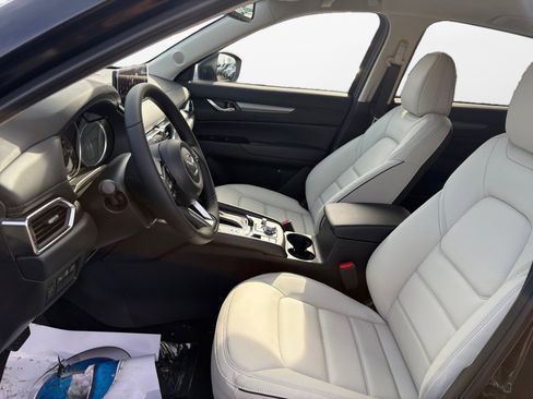 New 2025 MAZDA CX-5 AWD 2.5 S w/ Preferred Package image 9