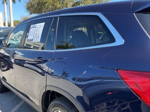 Used 2021 Honda Pilot EX-L image 10