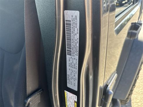 Used 2017 Jeep Wrangler Unlimited Sport image 31