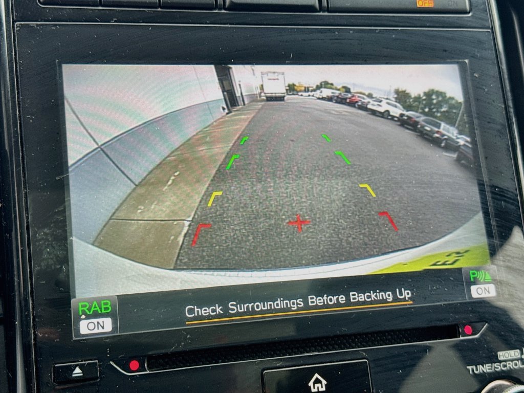 Used 2019 Subaru Ascent Touring AWD/4WD image 16