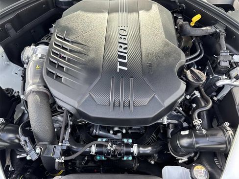 Used 2025 Genesis G70 3.3T Advanced w/ Sport Prestige Package image 21