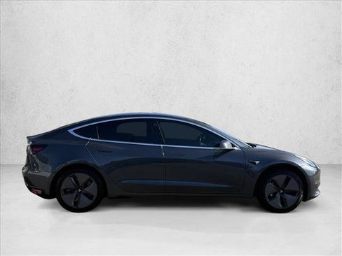 Used 2018 Tesla Model 3 Long Range RWD image 4