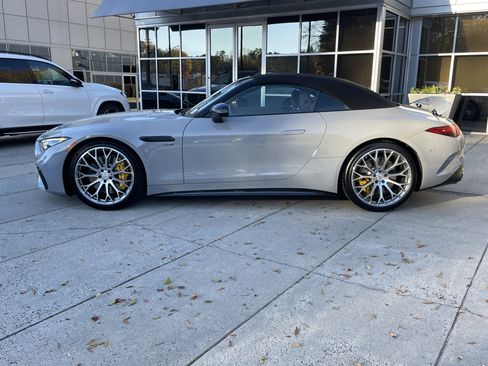 Certified 2022 Mercedes-Benz SL 55 AMG 4MATIC image 23