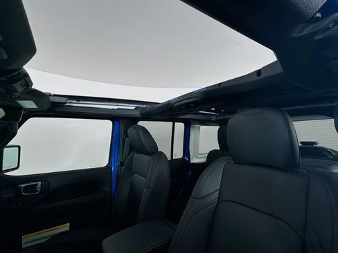 New 2026 Jeep Wrangler Unlimited Sahara image 25