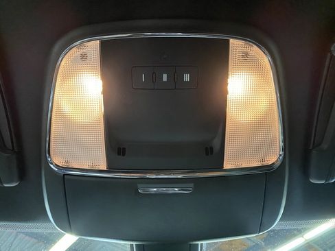 Used 2023 Dodge Charger GT image 36