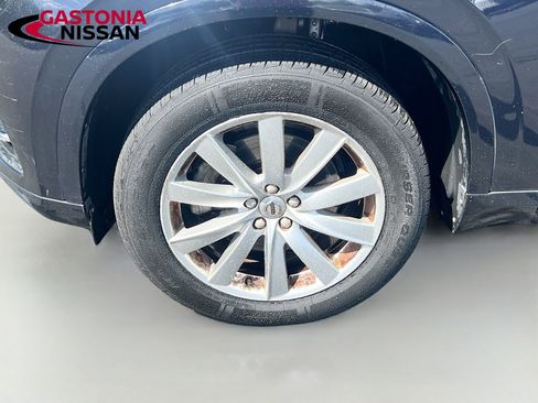 Used 2016 Volvo XC90 T6 Momentum w/ Momentum Plus Package image 41