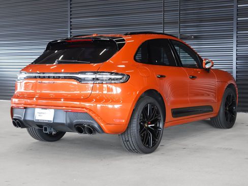 Certified 2022 Porsche Macan GTS AWD/4WD image 11